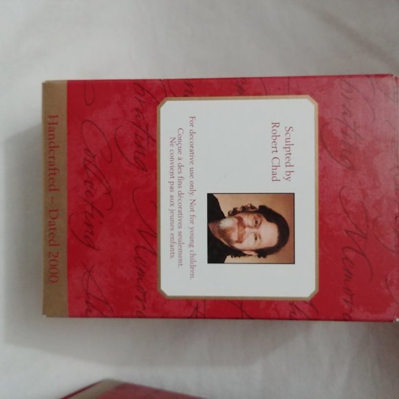 Hallmark Keepsake Ornaments - King Dad & 2001 Mom - Picture 6 of 12